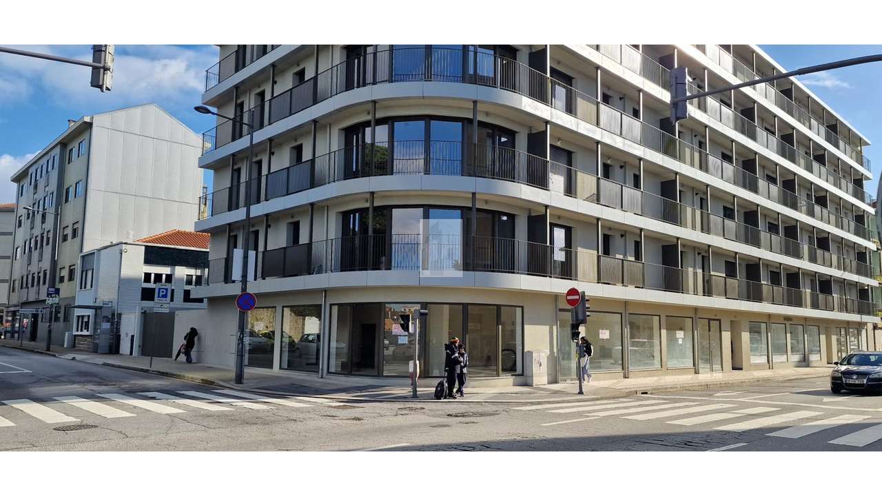 Loja – p/ restauração - Grande imagem: 2/23