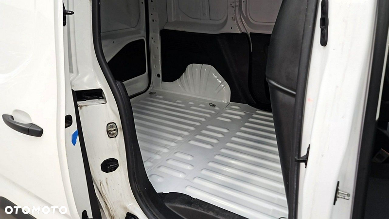 Toyota Proace City - 12