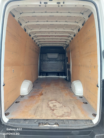 Volkswagen Crafter - 3