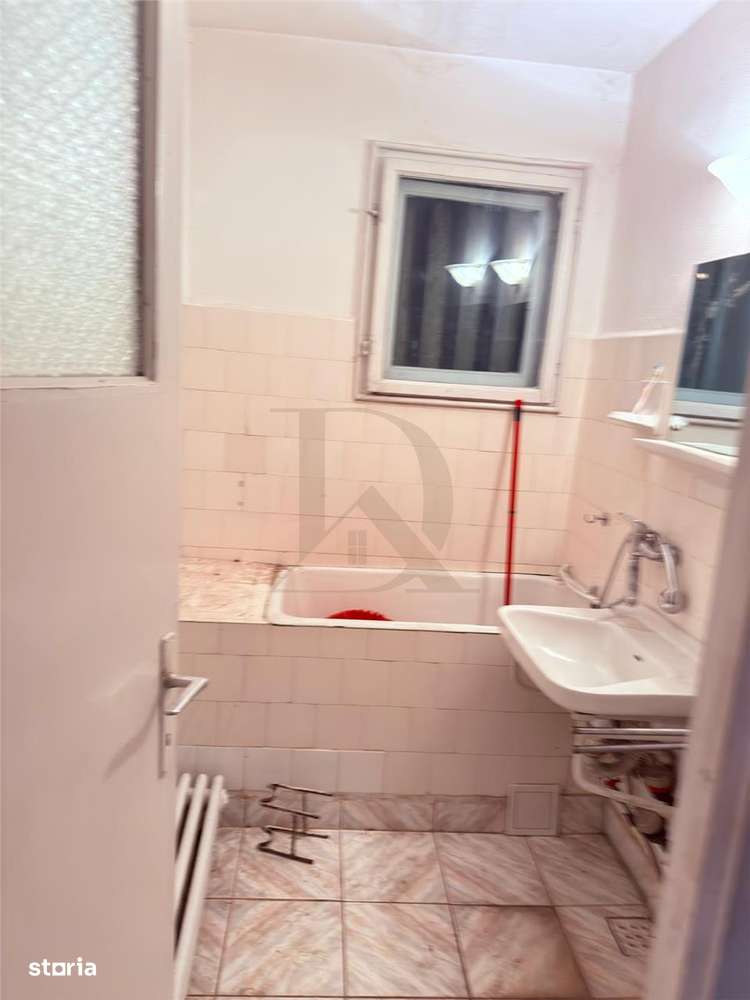 Copou - Parc , apartament 2 camere 52 mp la etaj intermediar-2