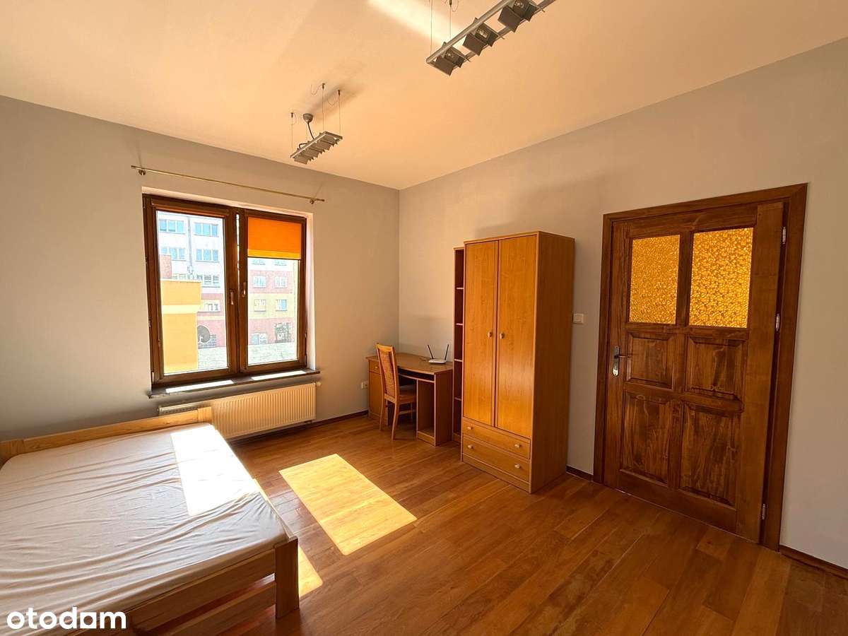 Przestronnne 3-pokojowe mieszkanie w centrum Dzierżoniowa - Pełny obrazek: 5/11