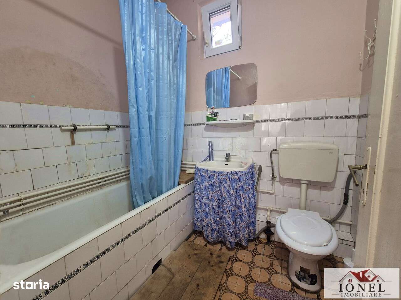 Casa in Unirea-5