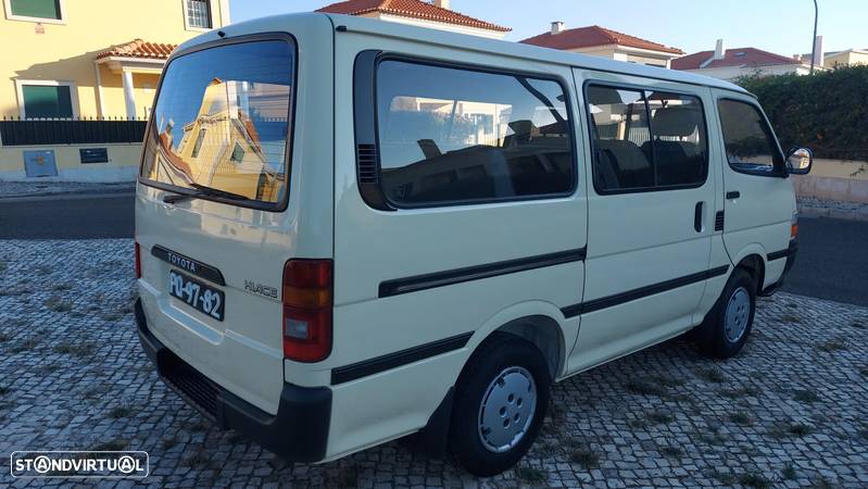 Toyota HiAce 2.4 D LH102L 4 Vidros - 17