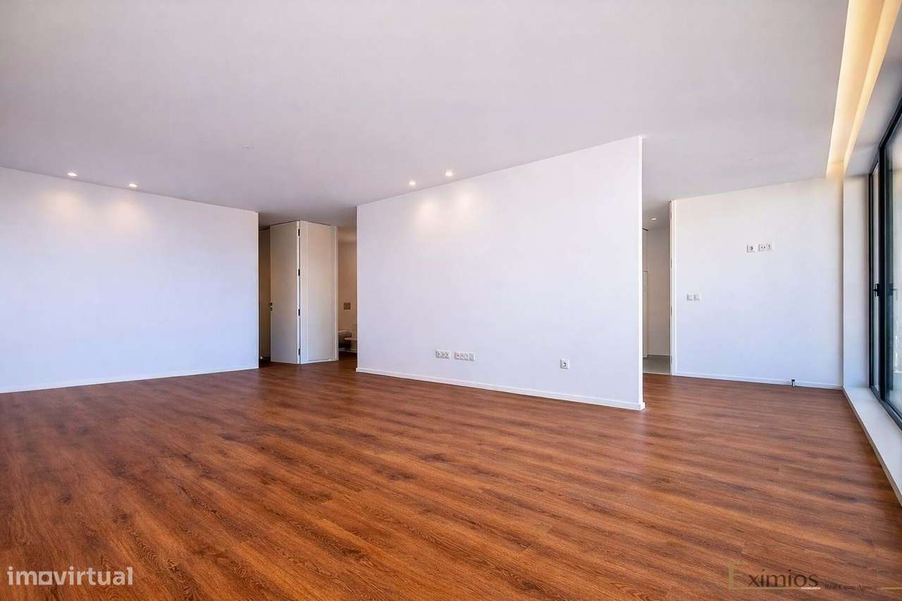 Apartamento T2 novo, no centro da Póvoa de Varzim - Grande imagem: 4/21