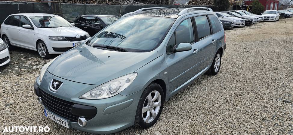 Peugeot 307 - 1