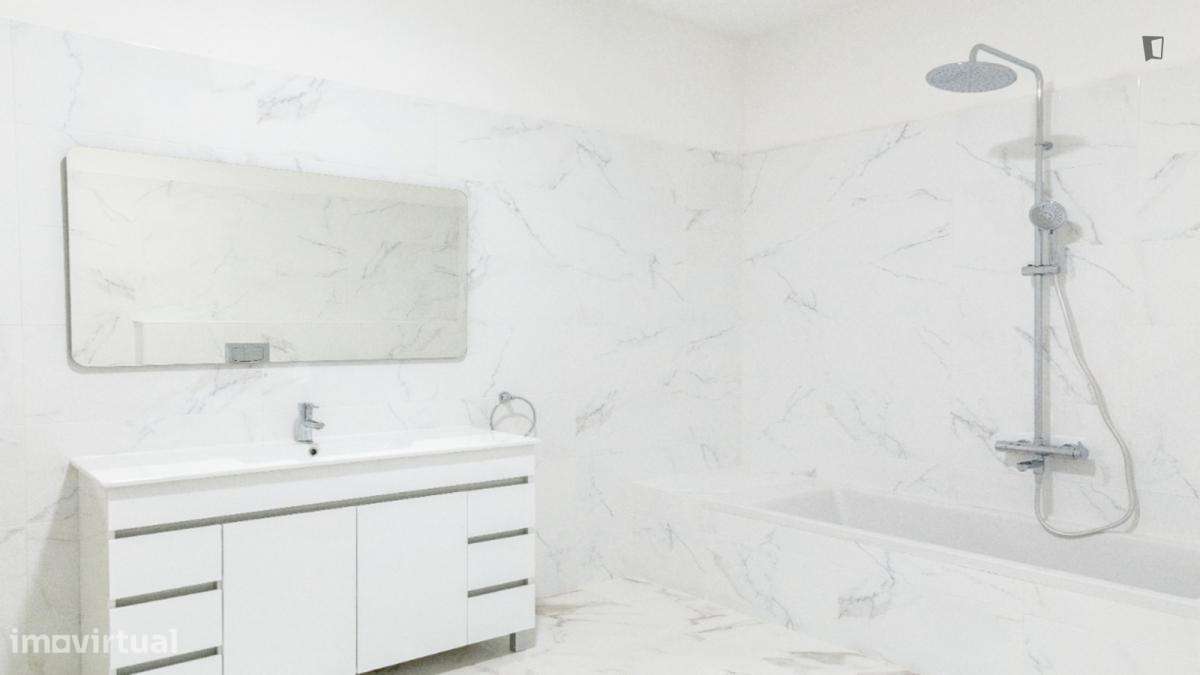 Quarto - localizado em Cais do Sodré Lisbon - Grande imagem: 3/9