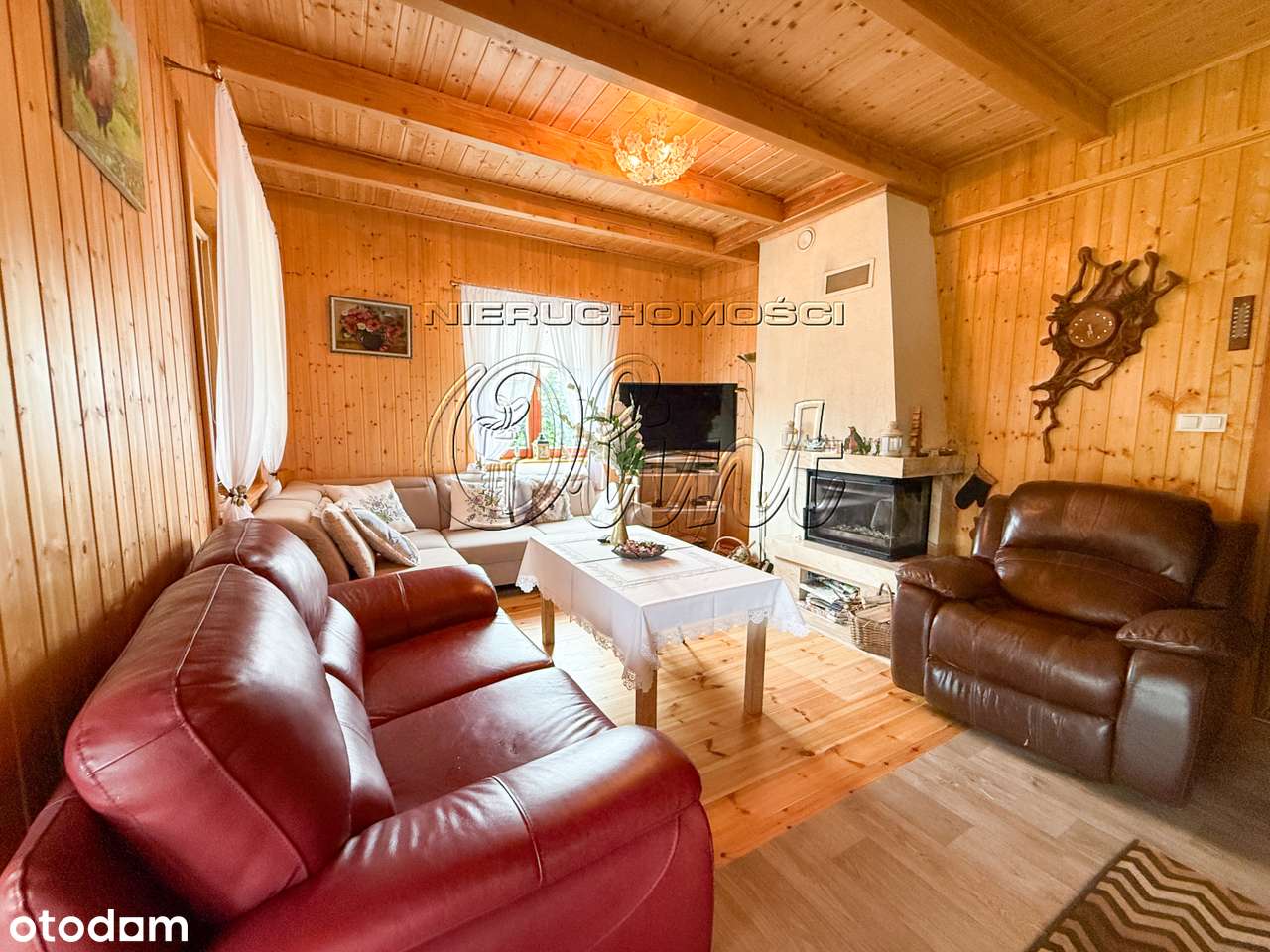 Dom nad jeziorem z pomostem-7