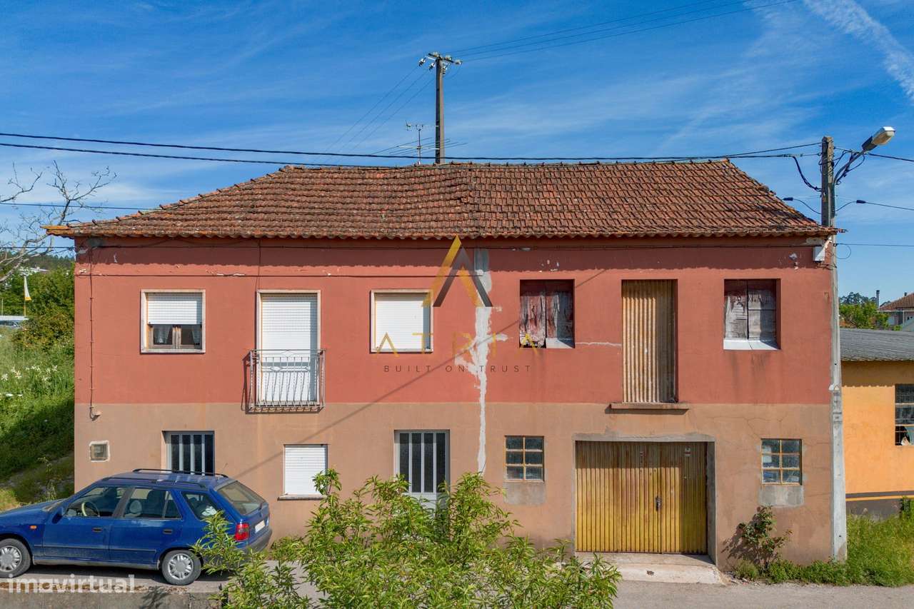 Moradia para Recuperar | Anexos | Garagem | Albergaria dos Doze, Pomba-0