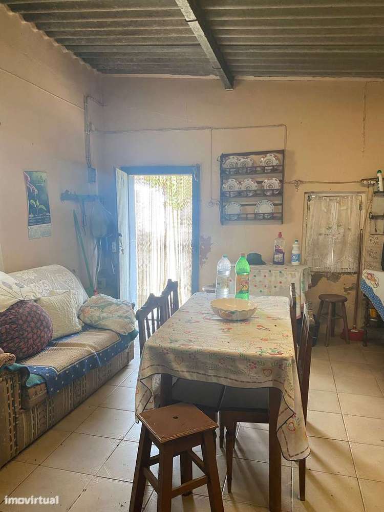 Quintinha com Moradia T2 em Foros Salvaterra-14