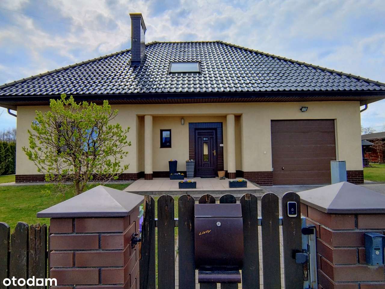 Twój Dom. Twoje Miejsce. Twoje Tempo Życia. Dla rodziny 2+1 lub 2+2-11