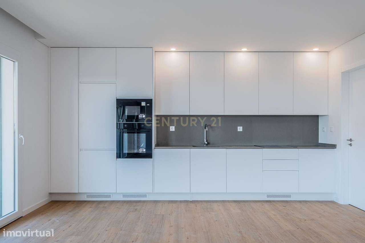 T3 com 3 Suítes, Box 50m² e 3 Frentes | Prédio Novo em Mafra - Grande imagem: 2/10