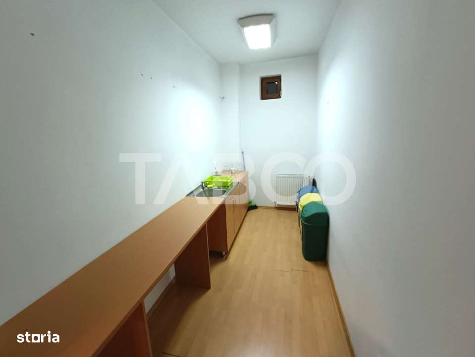 Spatiu birou 45 mp in zona centrala - disponibil imediat - comision 0 - Imagine principală: 3/4