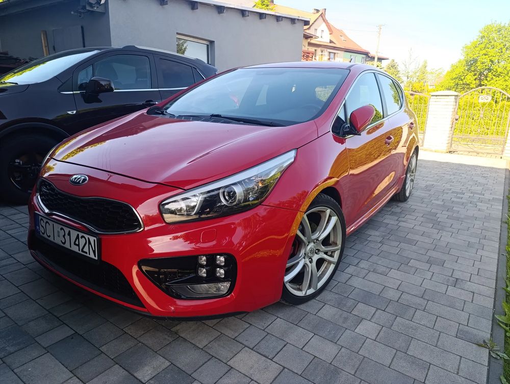Kia Ceed II 1.6 T-GDI GT L 2014