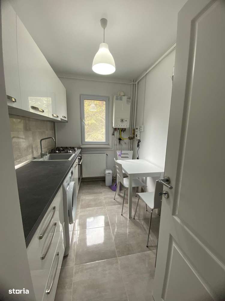 Apartament la etajul 2 RENOVAT zona Ultracentrala - Imagine principală: 1/15