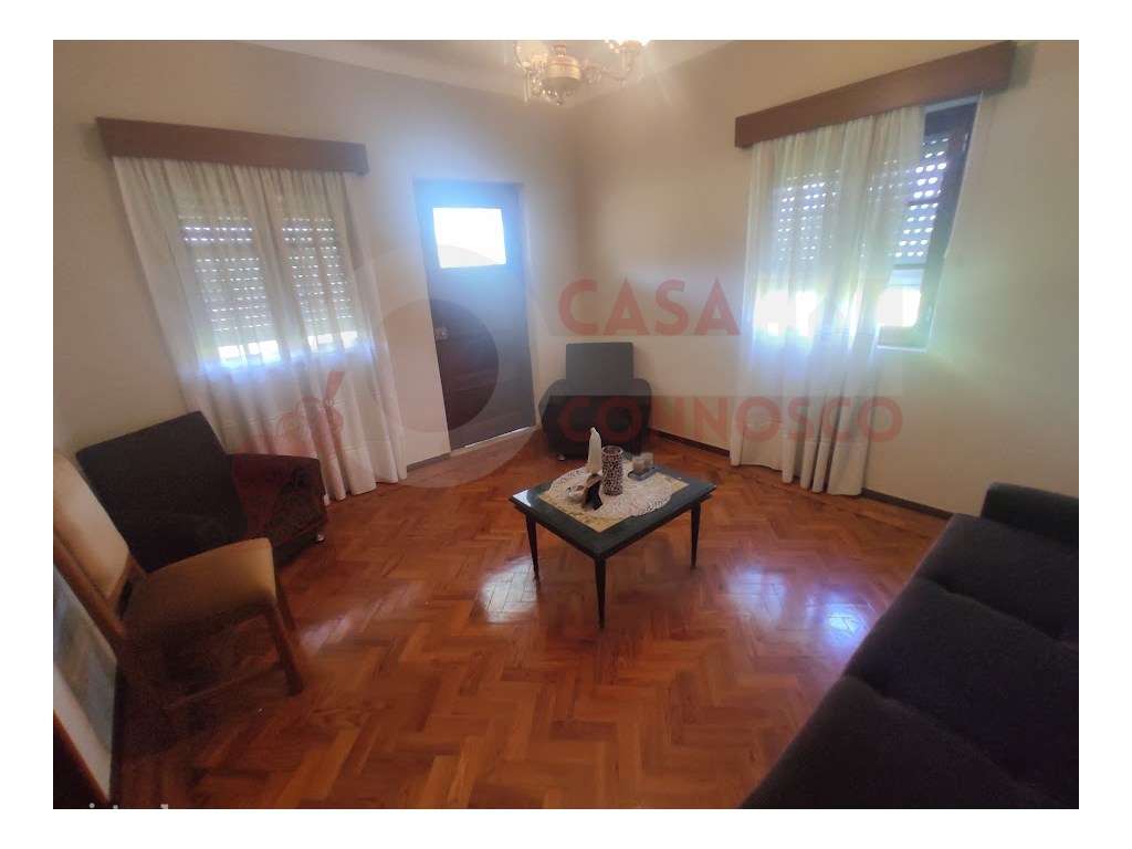 Moradia M4 pronta a habitar com terreno.-17