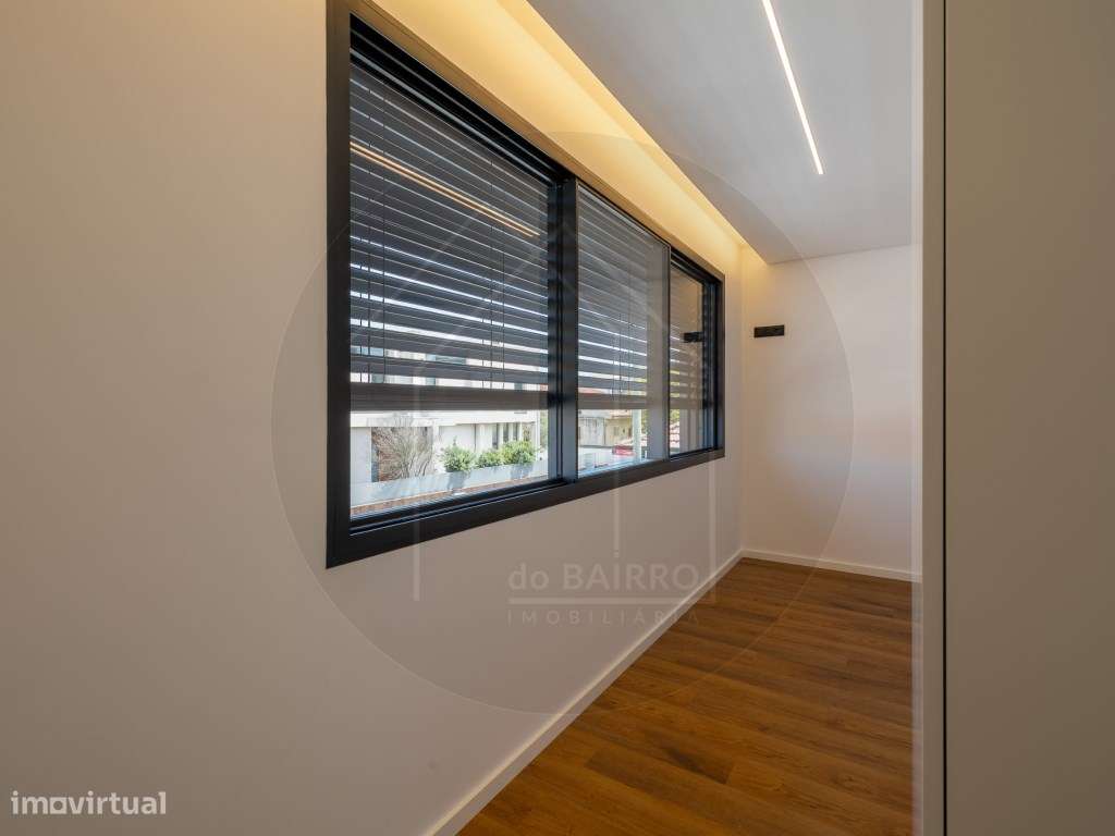 Moradia T4 com Piscina, design moderno, em Vila Nova de Gaia-27
