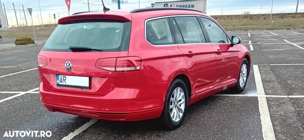 Volkswagen Passat Variant 1.6 TDI (BlueMotion Technology) DSG Comfortline - 3