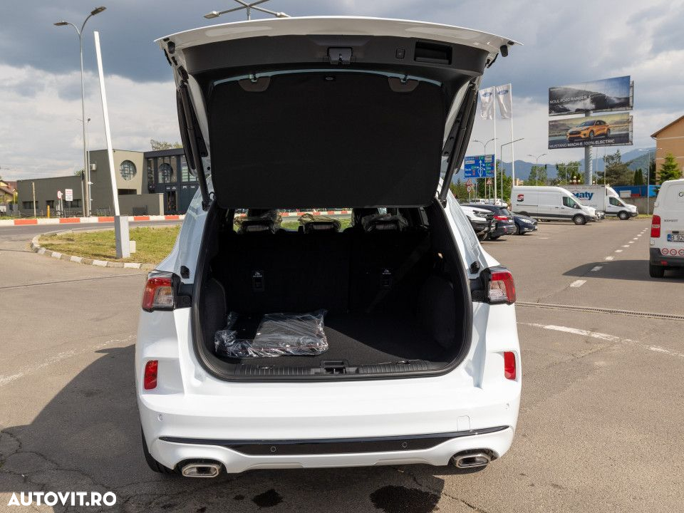 Ford Kuga - 10