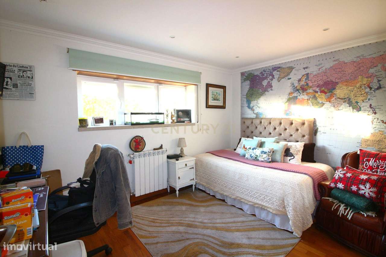 Moradia V4 em Torres Vedras, 566m2 ,vistas excecionais, qualidade e co-16