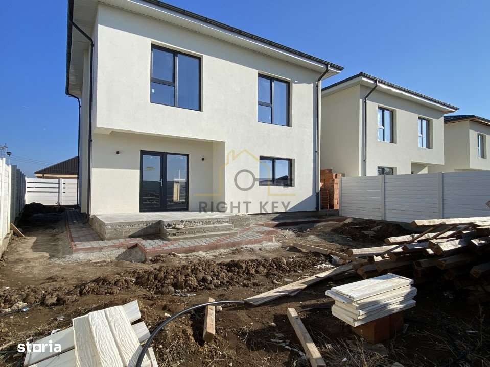 Mutare rapida! Vila 4 cam, 120mpu, pompa caldura, panouri! Comision 0% - Imagine principală: 3/18