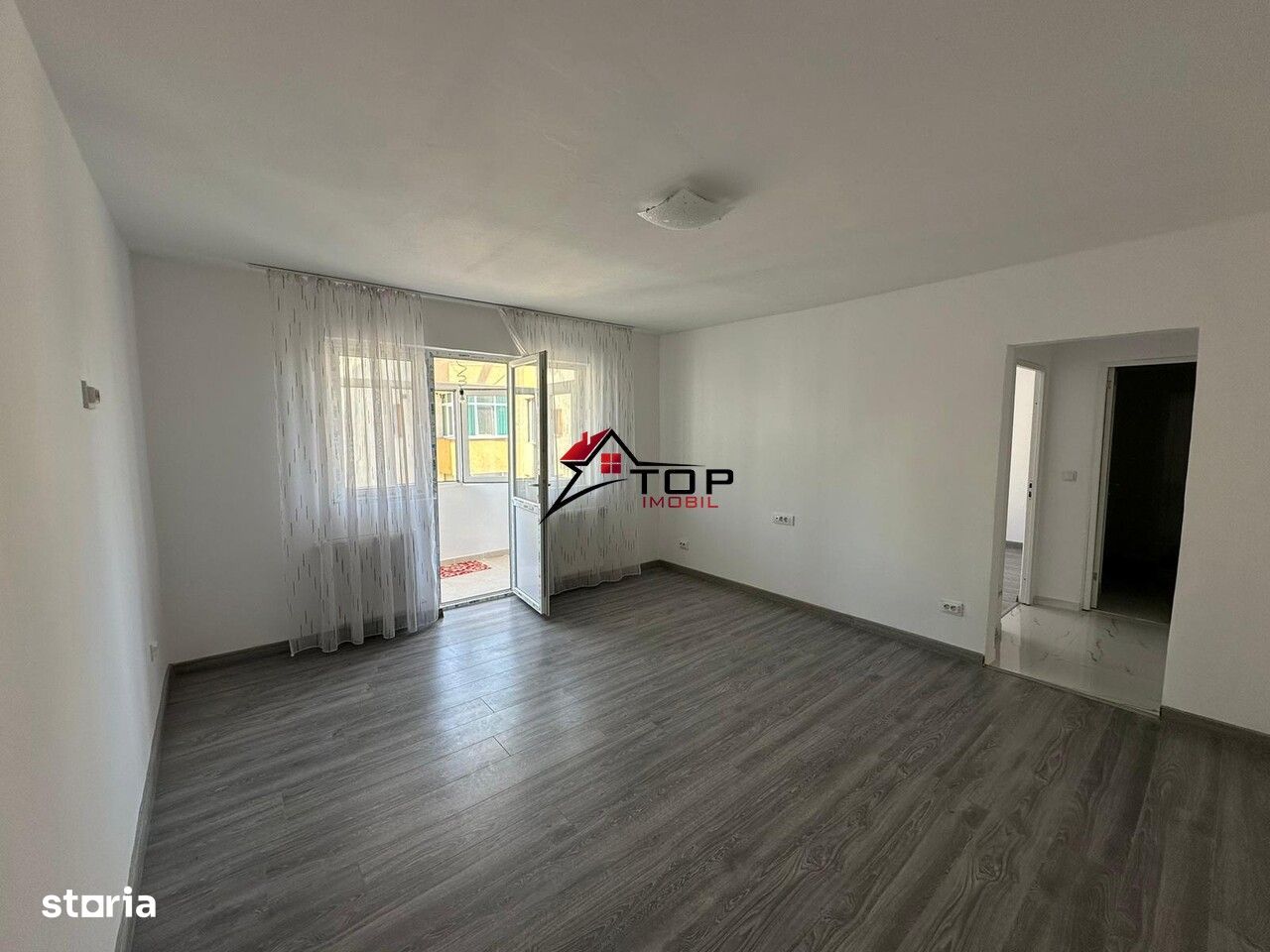 Apartament 2 camere semidecomandat, Baza 3