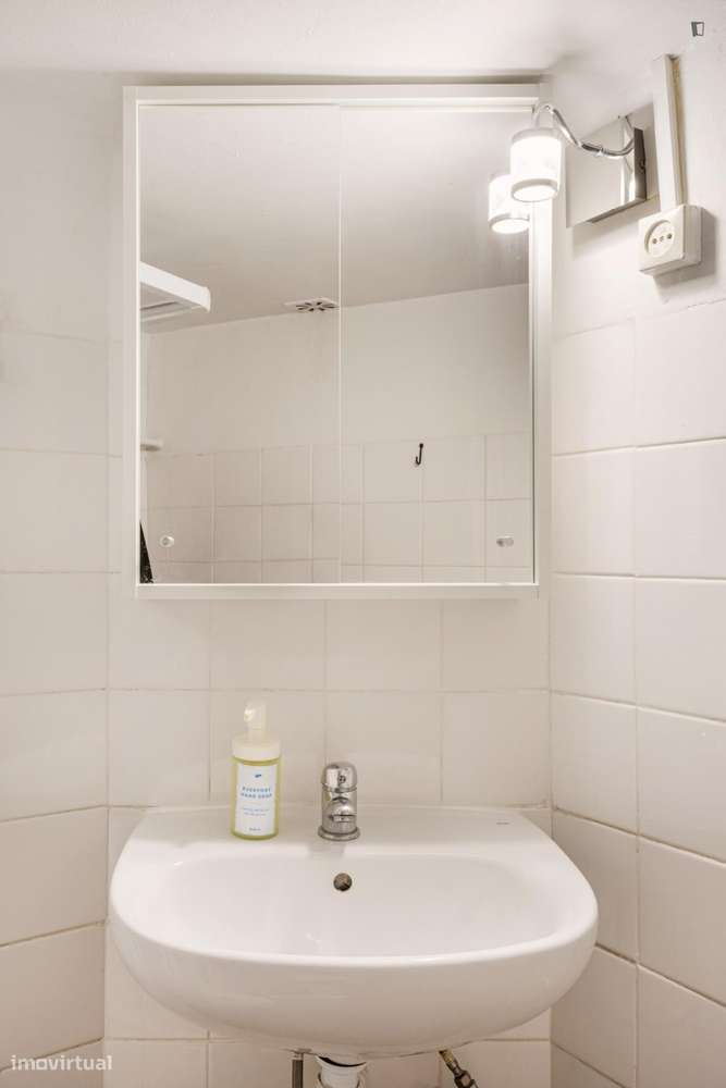 Apartamento com 1 quartos - localizado em Chiado Lisbon - Grande imagem: 3/21