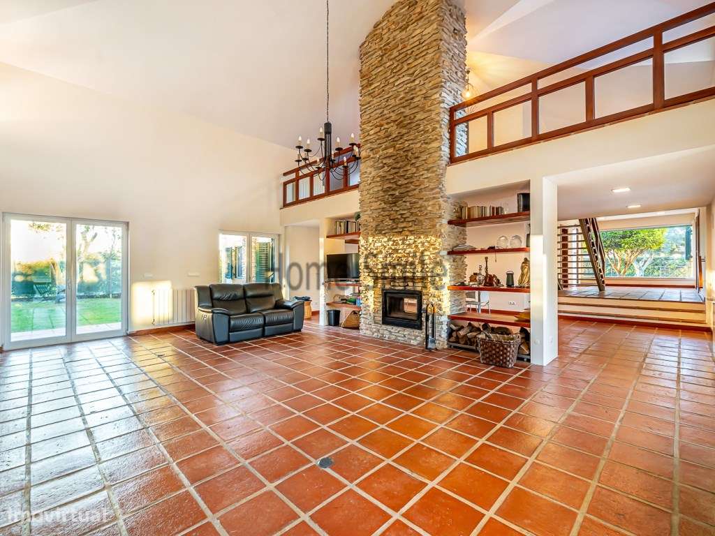 MORADIA LUXO STO ESTEVÃO. PISCINA. GARAGEM. COURT TÉNIS-25