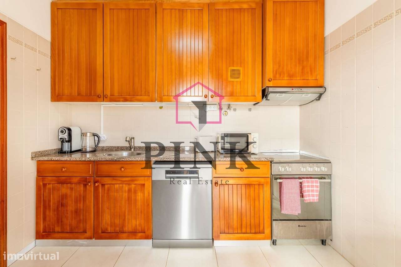 Apartamento T2 no centro do Caniço – pronto a habitar-13