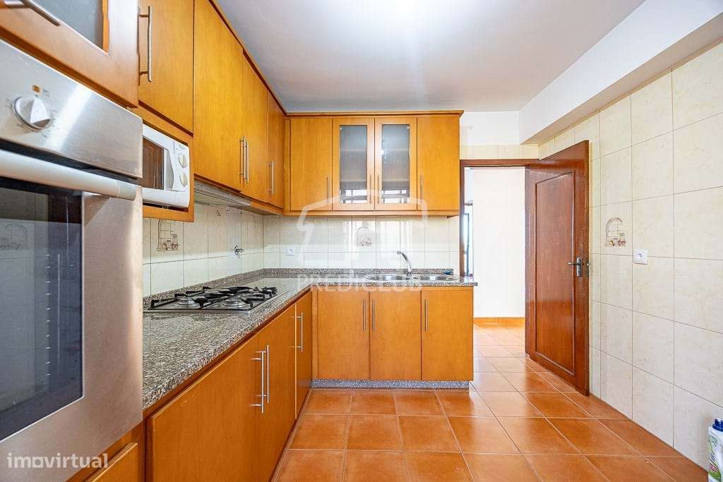 Apartamento T2 - Funchal - Grande imagem: 5/18
