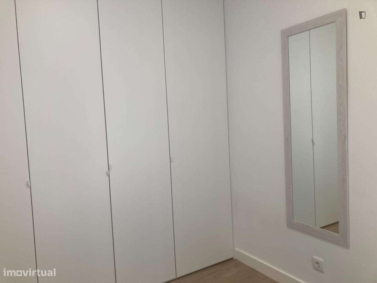 Apartamento com 1 quartos - localizado em Montarroio Coimbra - Grande imagem: 3/6