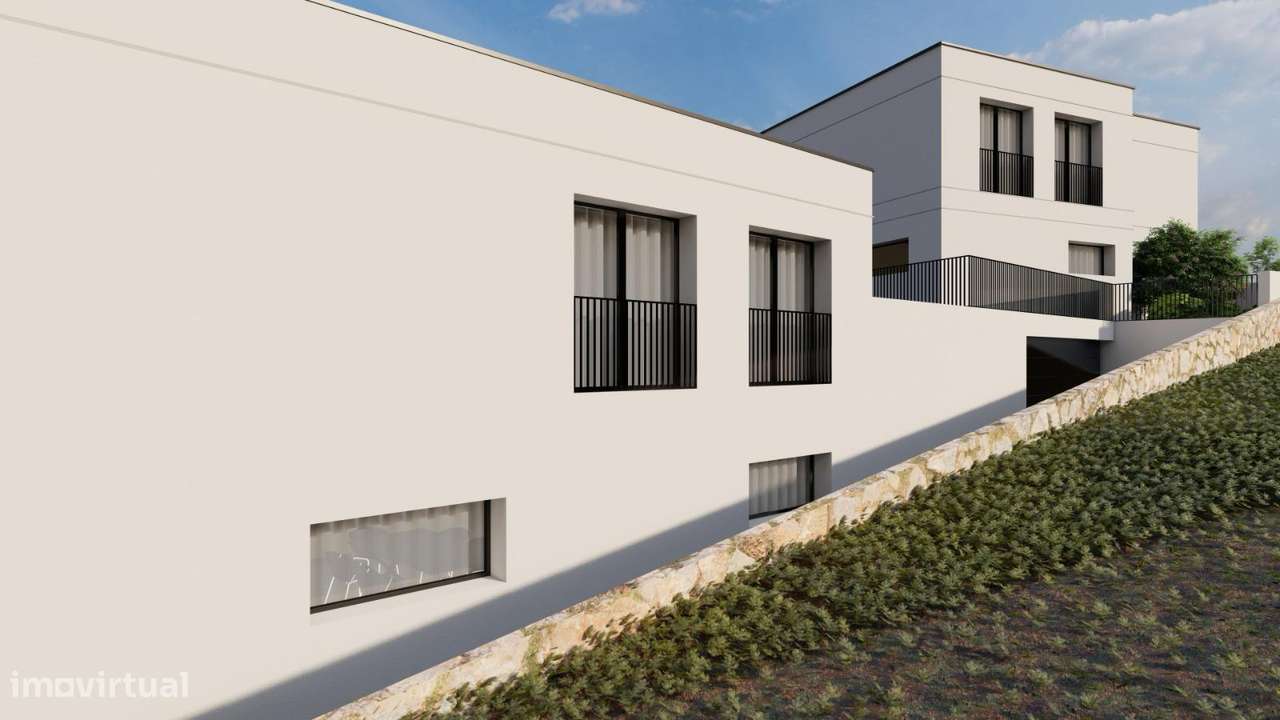 Moradia T3 com terraço, garagem e excelente localização-7