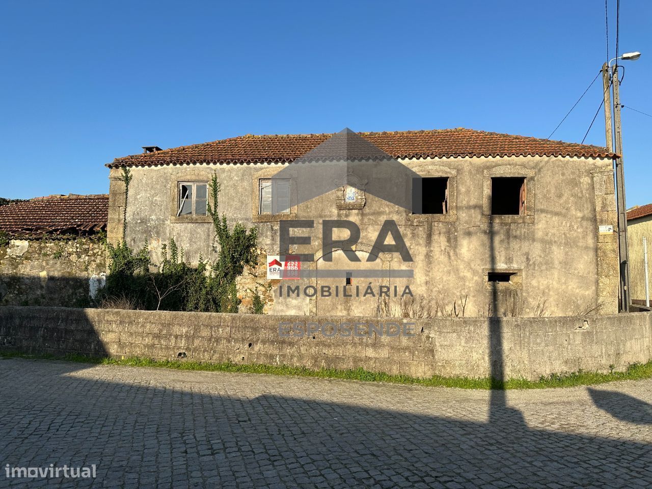 Moradia centenária, Póvoa de Varzim, Estela