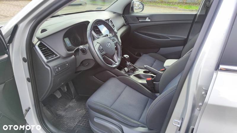 Hyundai Tucson 1.6 GDI BlueDrive Comfort 2WD - 5