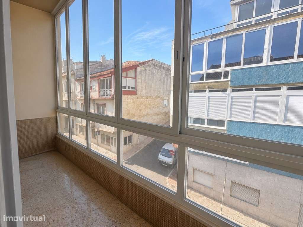 T2 Duplex com Suite e Varandas | Algés-18
