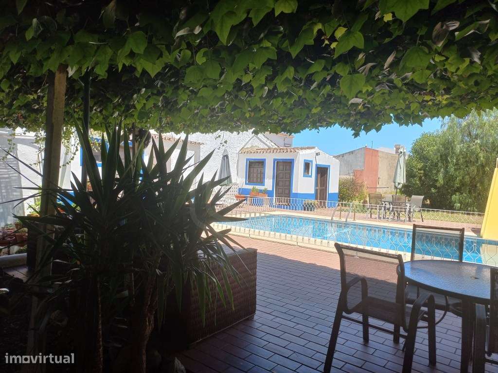 Moradia T4, arquitetura típica algarvia, piscina, centro, São Brás ... - Grande imagem: 4/53