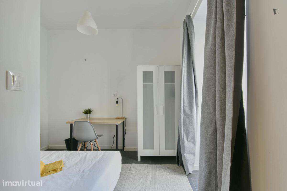 Quarto - localizado em Penha de França Lisbon - Grande imagem: 3/17