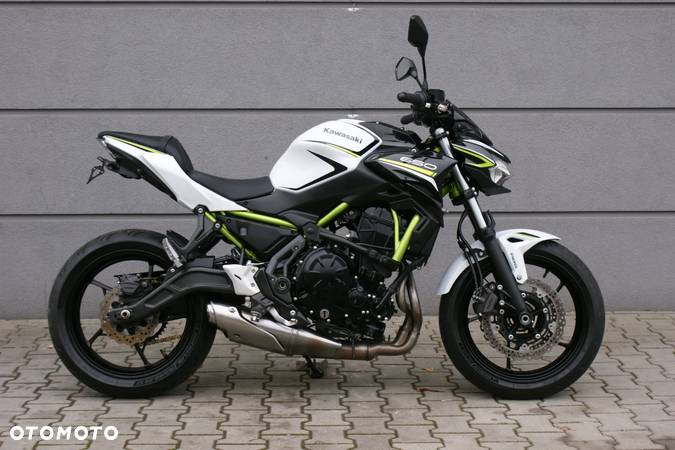 Kawasaki Z 650 - 6