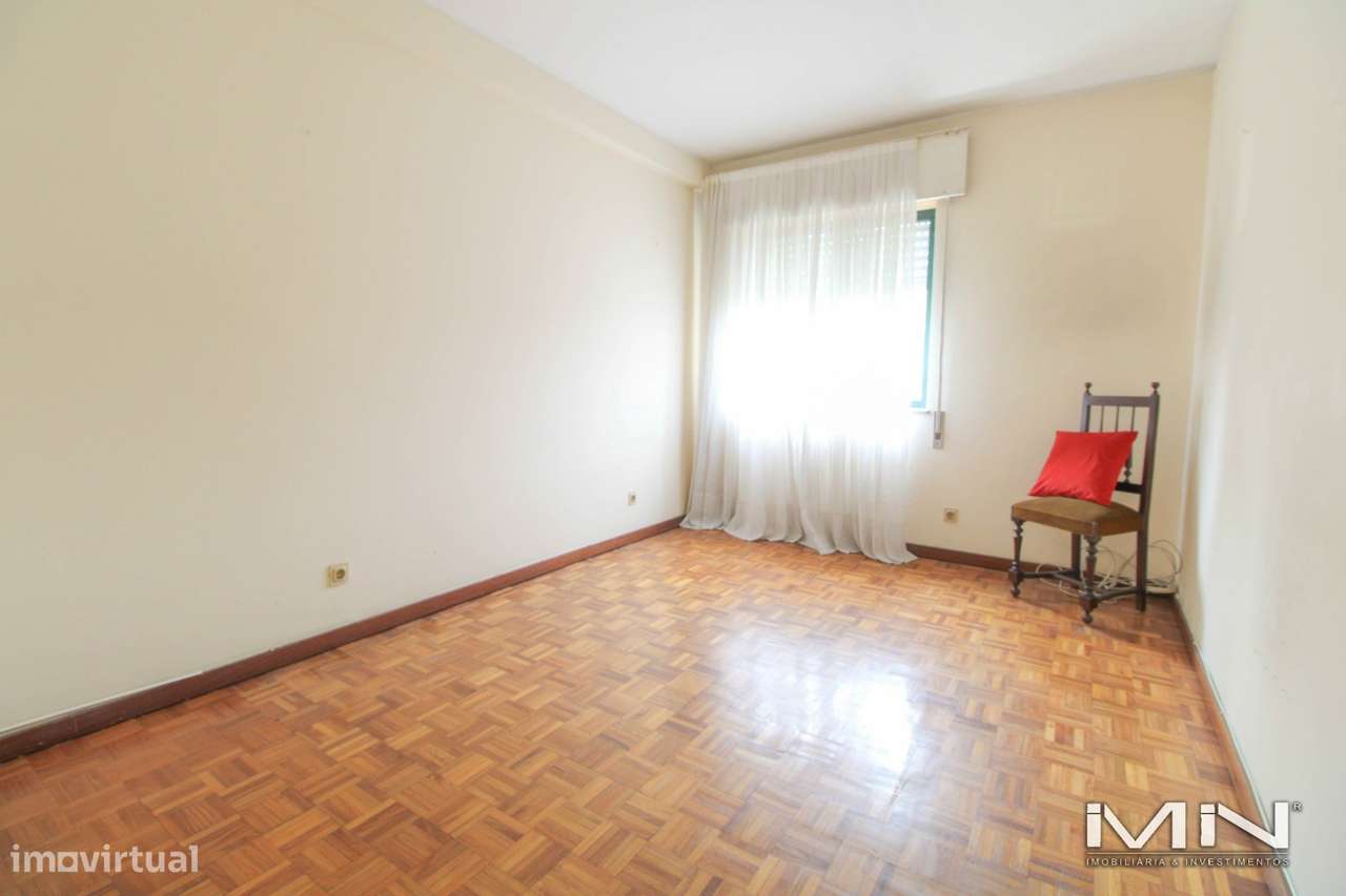 T3 | 2 frentes | Garagem fechada | Lareira | Condomínio com parque inf-16