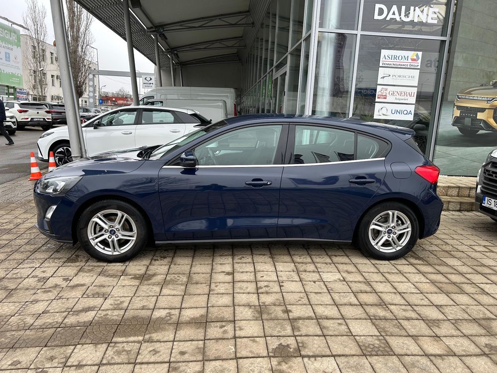 Ford Focus (2)