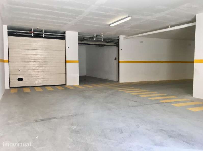 Excelente e grande T4 em Braga-11