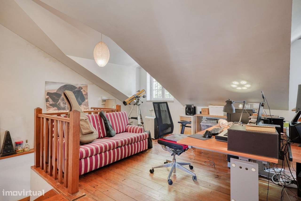 Casa com jardim no coração histórico de Sintra-32