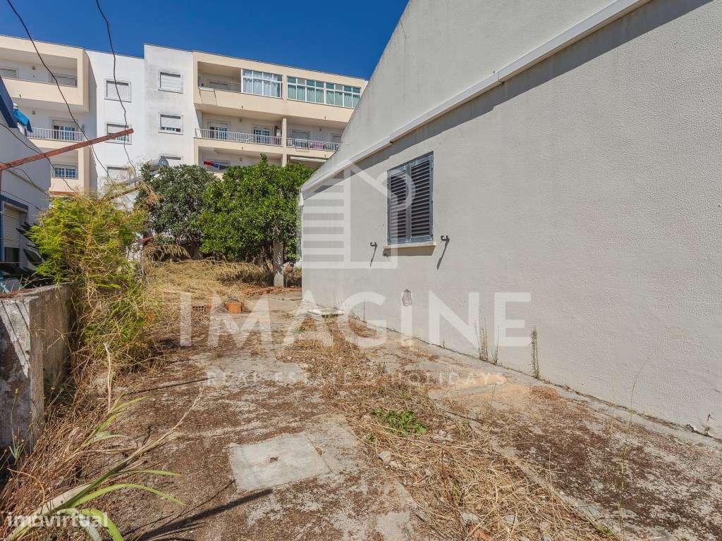 Moradia com 494,5 m² de terreno na Quinta da Amizade, Setúbal-10