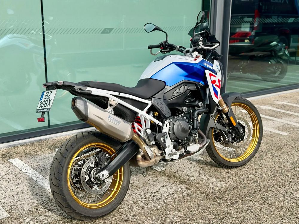 BMW F 900 GS