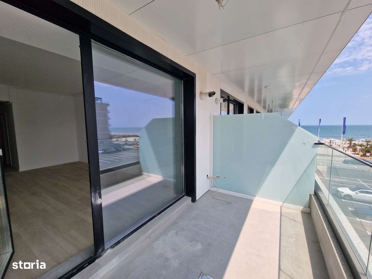 Mamaia Nord - Garsoniera în Complex Tomis Villa Grand Resort, parcare-8