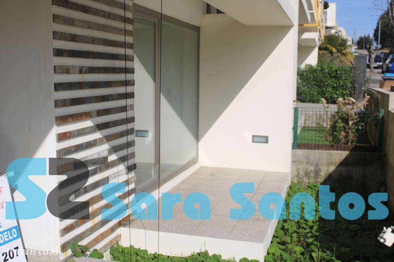 Moradia T4 Nova 3 Frentes C/ 2 Suites aos Carvalhos-Vila Nova Gaia - Grande imagem: 5/20