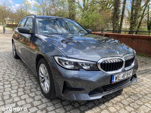 BMW Seria 3 318i Advantage sport - 2