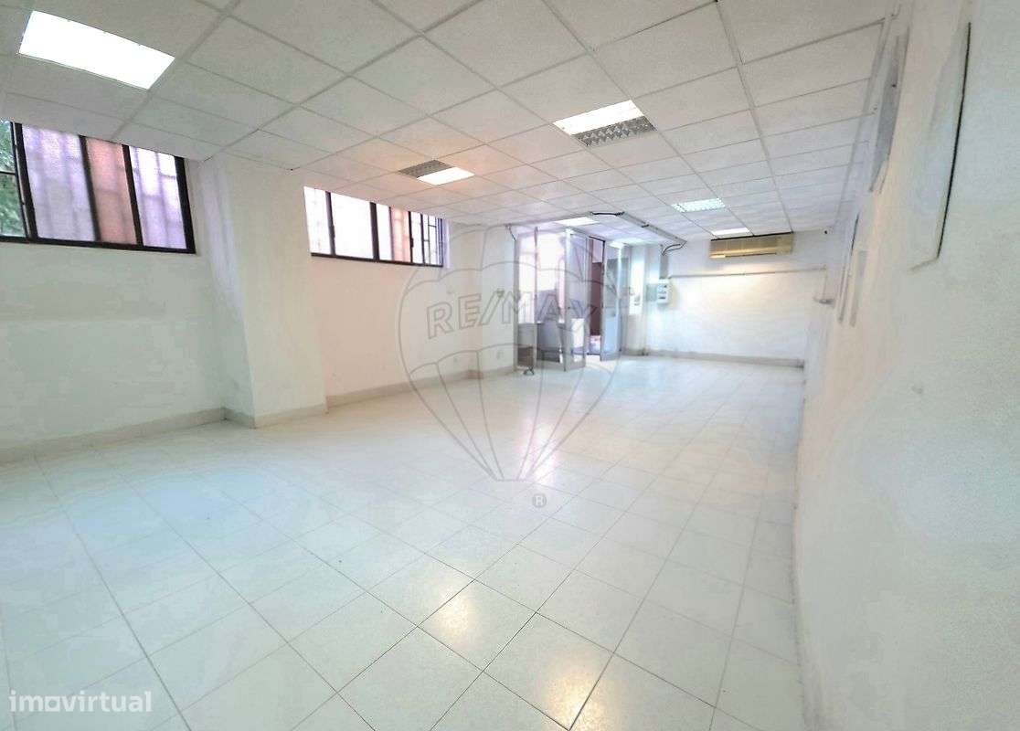 Escritório  para arrendamento - Grande imagem: 2/8