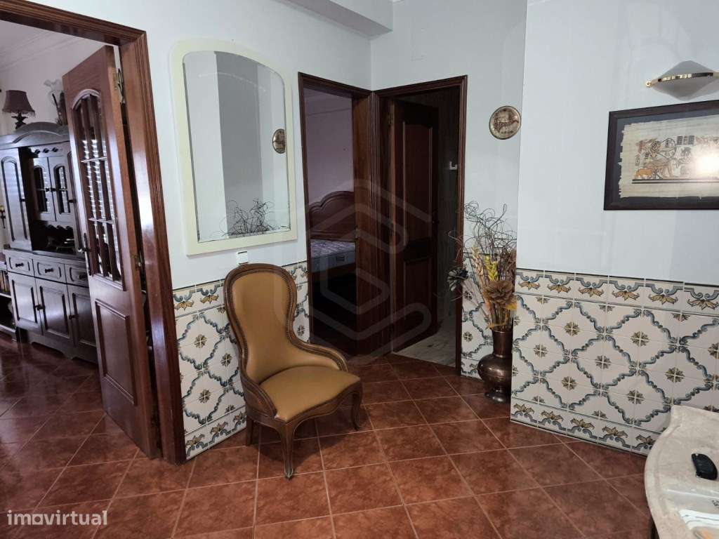 Apartamento T3 com áreas amplas no centro de Oliveira do Hospital, ... - Grande imagem: 5/24