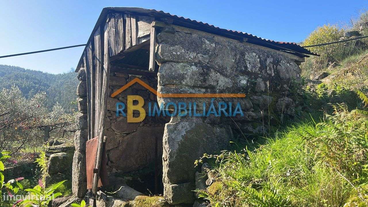 Moradia em ruínas + terreno para construção em Mansores - Grande imagem: 5/9