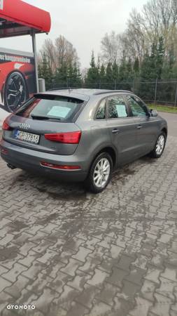 Audi Q3 2.0 TDI quattro sport - 4